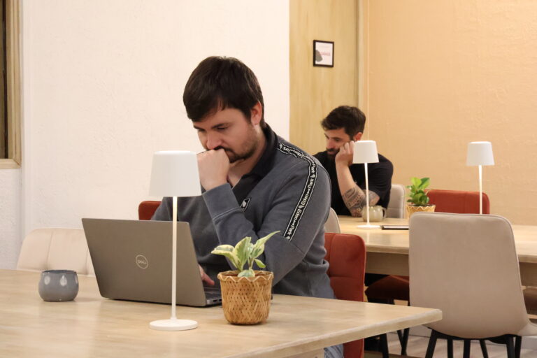 Lire la suite à propos de l’article Comment choisir un espace de coworking quand on est créateur ?